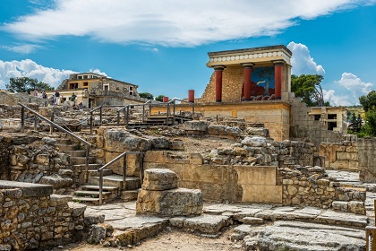 Palast von Knossos besuchen mit Ihrem Mietwagen von Sixt